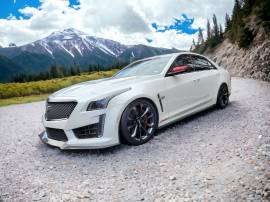 Pre-owned, 2017, Cadillac CTS-V, 2018 CTS-V IMSA Championship Edition, 20920 miles, Crystal White Tricoat